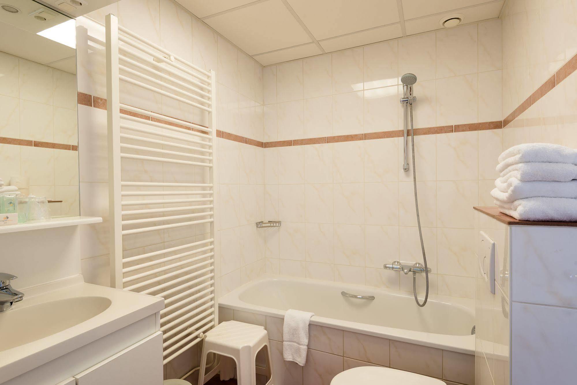 Hotel Berghoeve Epen Ngoại thất bức ảnh